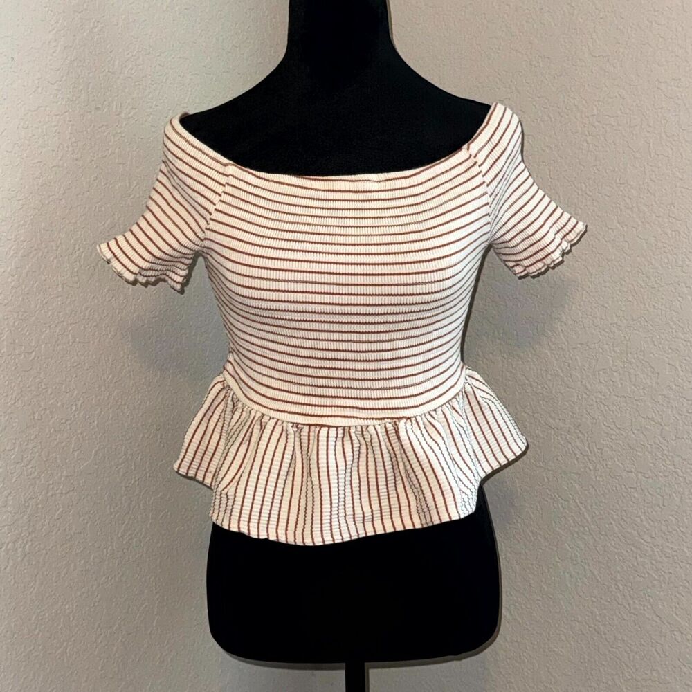 Who What Wear Peplum Top Womens Medium Cream‎ Ivory Knit Ribbed Cotton Boat Neck